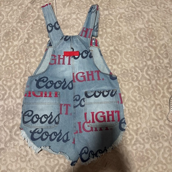 NWT Rare The Laundry Room Coors Light Denim shortalls M Denim Shorts Overalls - Picture 6 of 9